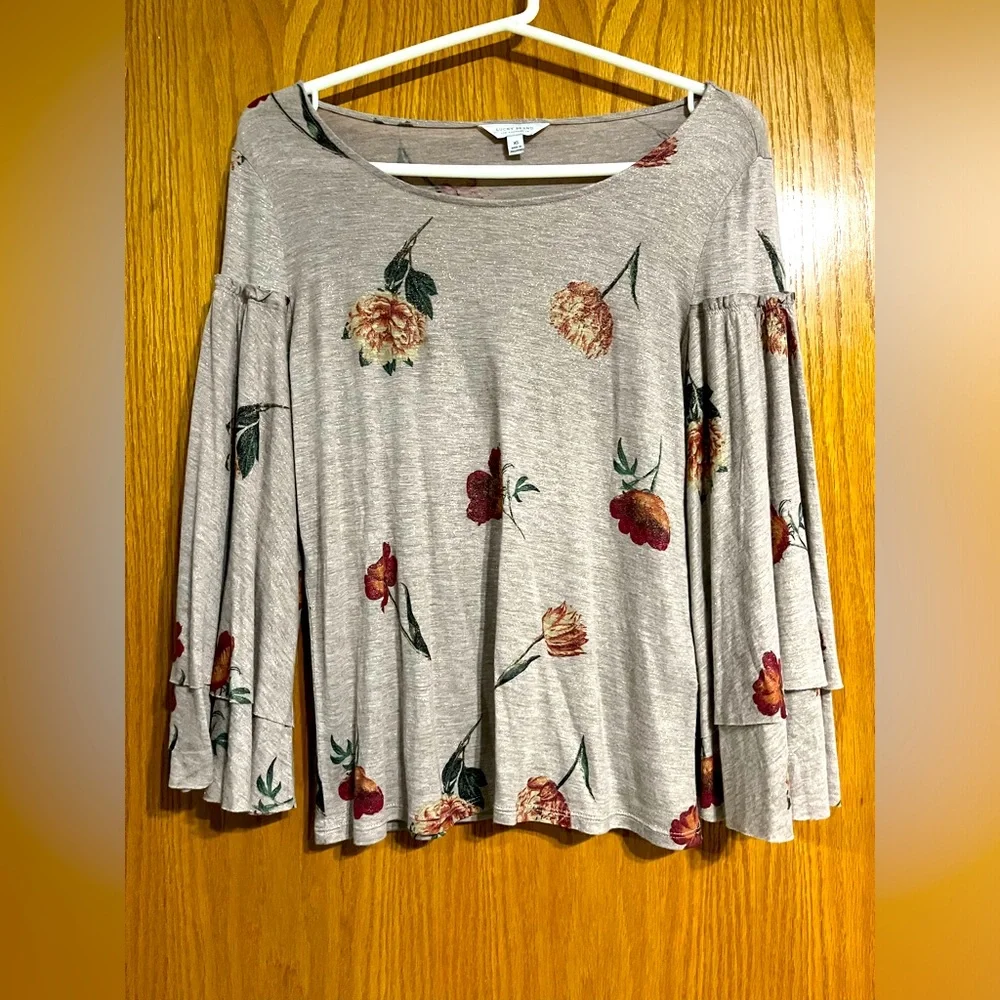 Lucky brand floral shimmery top - Picture 1 of 4